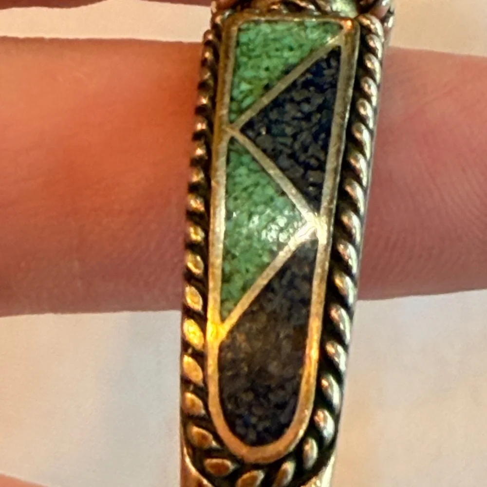 Vintage Southwestern Sterling Chip Inlay Small Navajo Style Toggle Bracelet